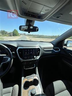 GMC Acadia